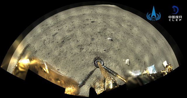 嫦娥五号着陆器和上升器组合体着陆后全景相机环拍成像（图片来源：国家航天局）